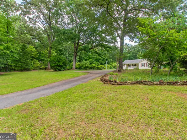 404 Morgan Mill Rd, Brooks, GA 30205