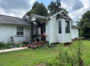 161 Log House Rd, Winston Salem, NC 27127