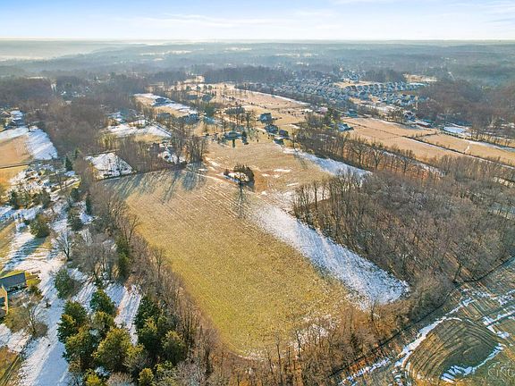 4th image of 16 Apple Rd