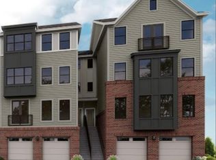 2399 Stella Pl, Alexandria, VA 22303