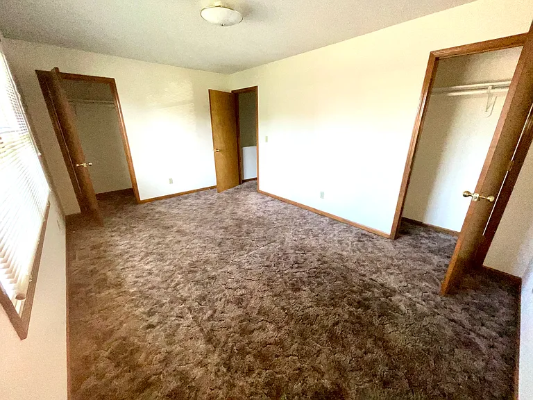4601 W Millbrook Dr #H — Photo 12