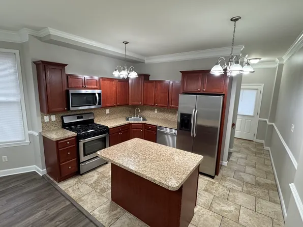 414 S Augusta Ave, Baltimore, MD 21229