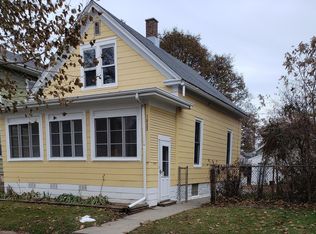 1533 Grove Ave, Racine, WI 53405