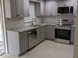 12902 College Hill Dr, Hudson, FL 34667