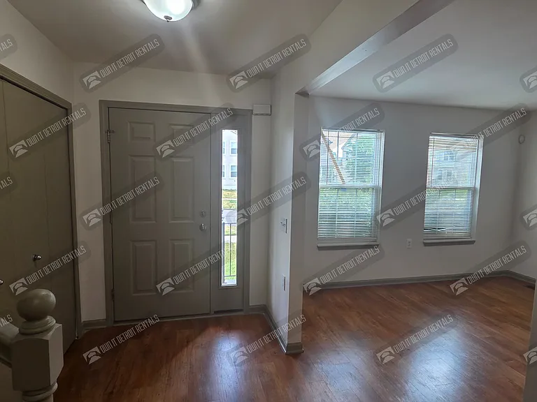 15887 Muirland St — Photo 3