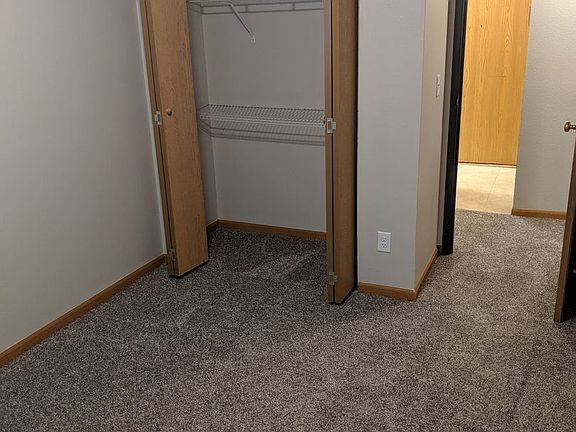 3rd image of 2409 4th Ave N APT 2
