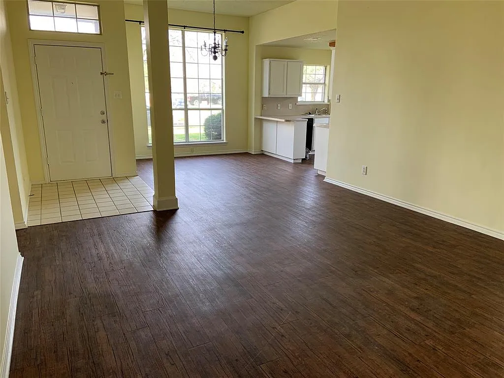 4 bed, 2.0 bath, 1436 sqft, $1,950 — Photo 4