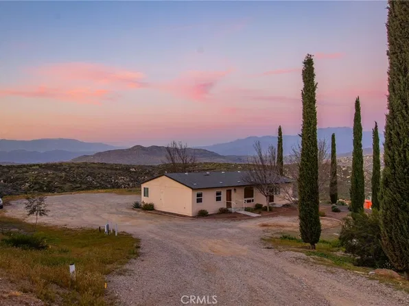 34135 Cameron Dr #B, Hemet, CA 92544