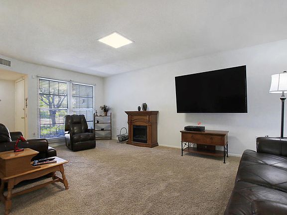 2nd image of 10751 W Thunderbird Blvd