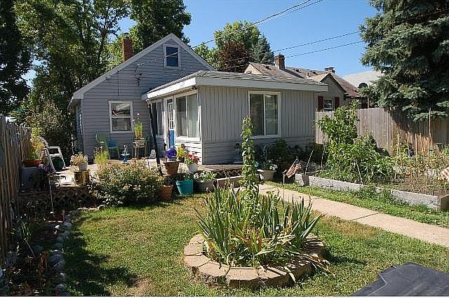 1st image of 1101 Hoyt Ave W