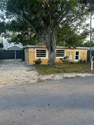 1416 SW 33rd Ct Photo 1