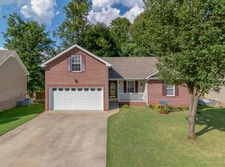2581 Centerstone Cir, Clarksville, TN 37040