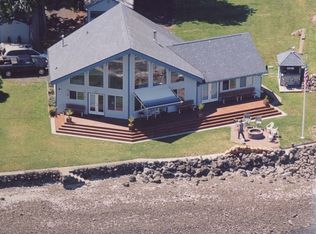 691 Seal Rock Rd, Brinnon, WA 98320