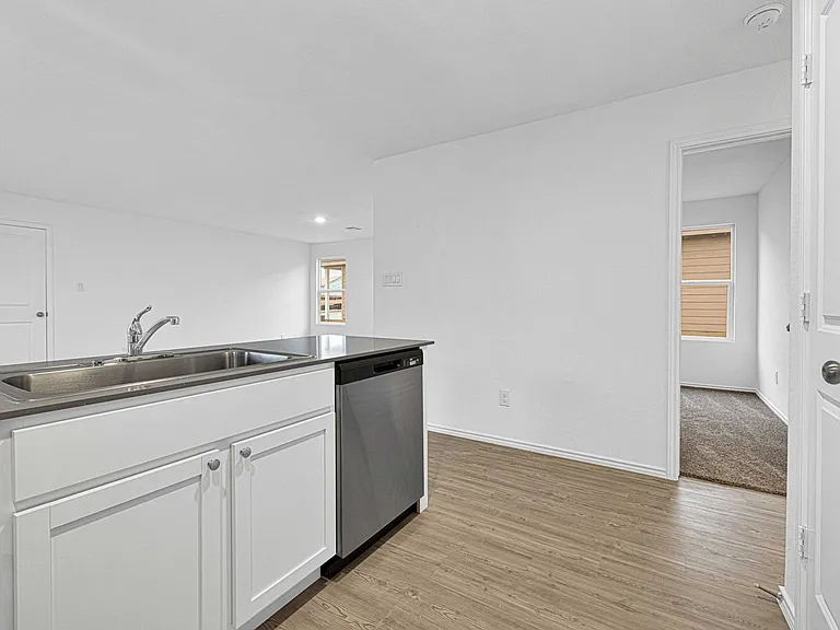 9206 Selene Pl — Photo 10