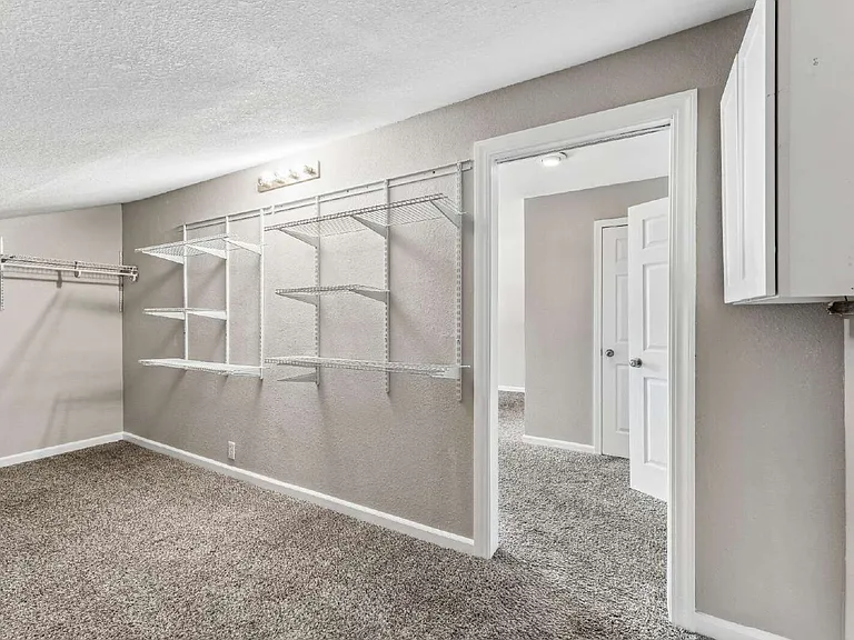 804 Pine St — Photo 24