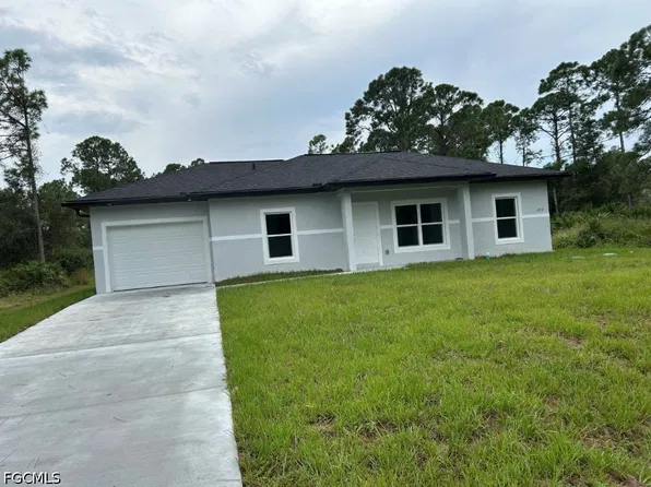 1212 Sunrise Blvd, Lehigh Acres, FL 33974
