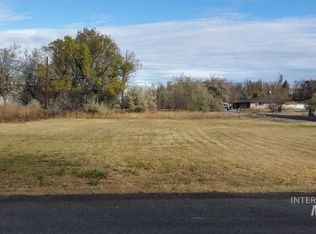 W Salmon St, Hagerman, ID 83332
