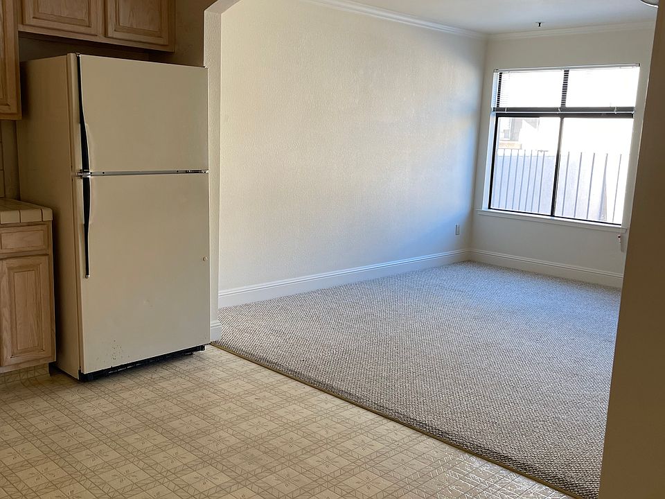 1st image of 1582 Taraval St #1