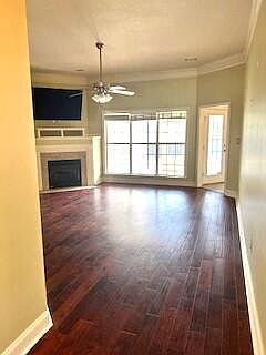 5th image of 401 Sandleton Way