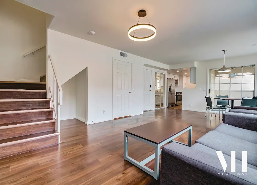 Portland Place Townhomes — Photo 3