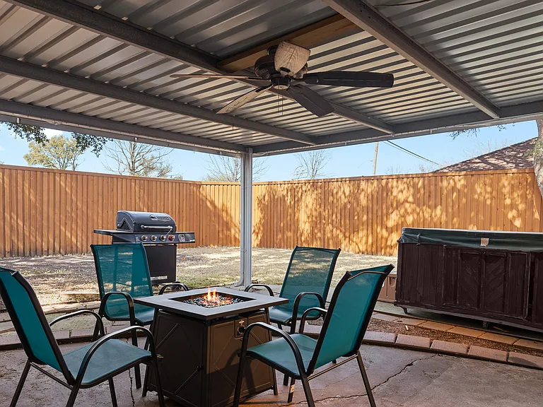 2937 Shalimar Dr — Photo 35