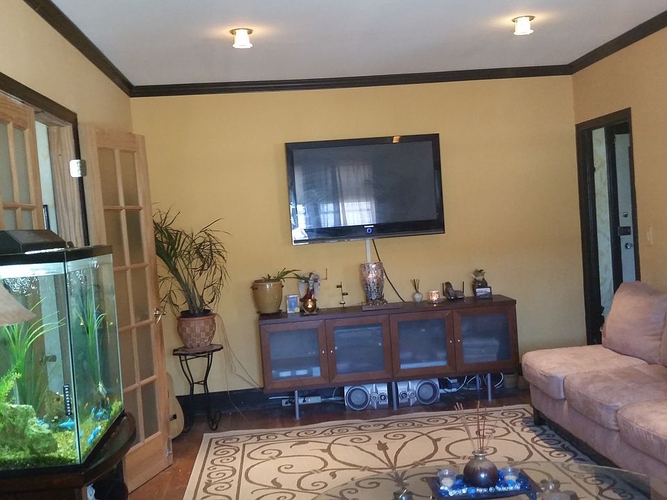 1st image of 22 Dunwoodie St