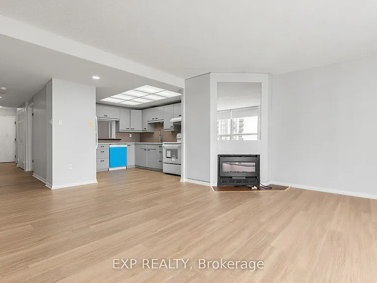 131 Beecroft Rd #1902 — Photo 23