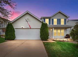 16830 Hickory Crest Dr, Ballwin, MO