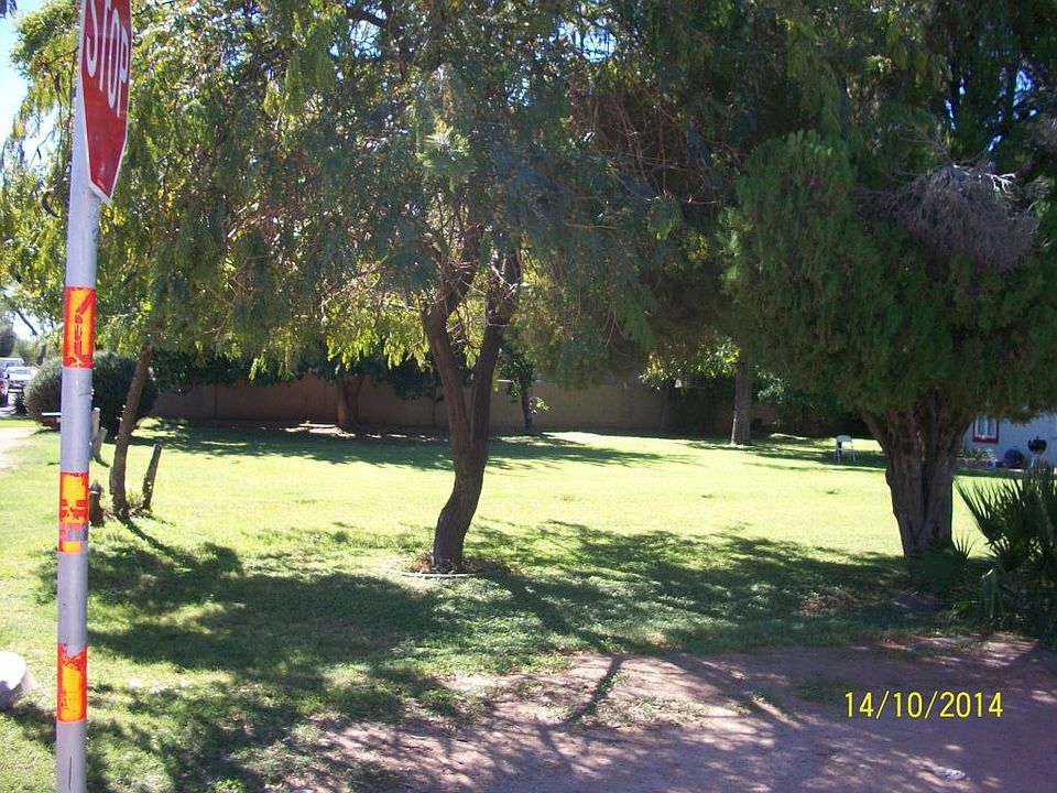 1st image of 3044 N 39th St