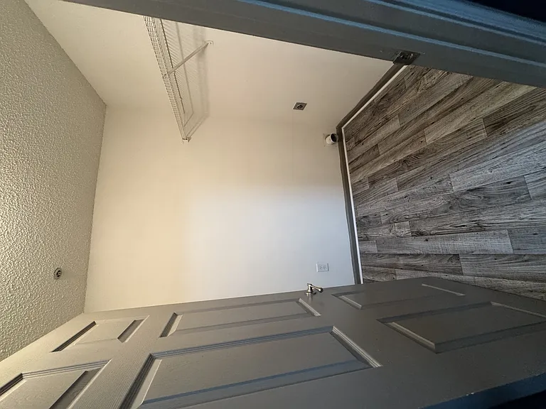 Wesley St. Claire Apartments at Lawrenceville — Photo 169