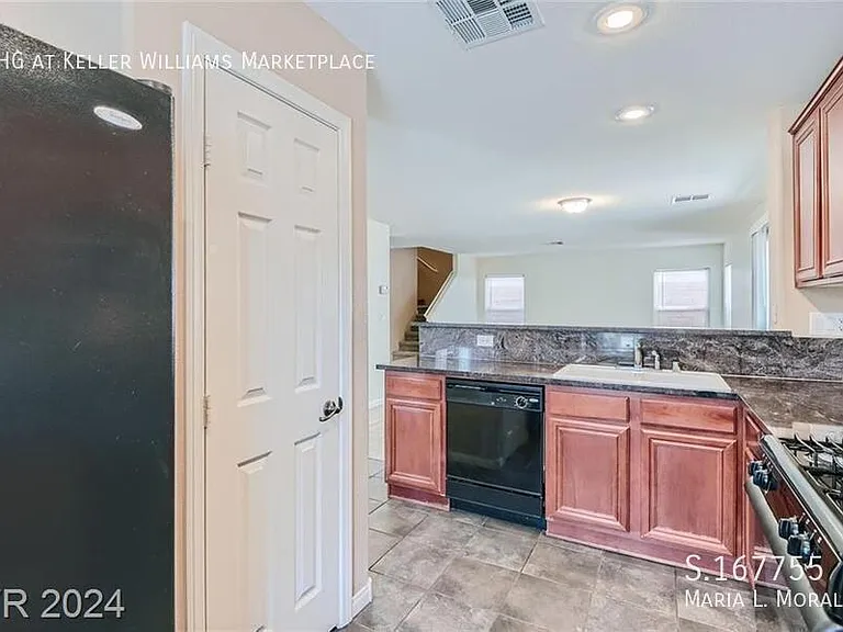 11925 Jersey Lilly St — Photo 4