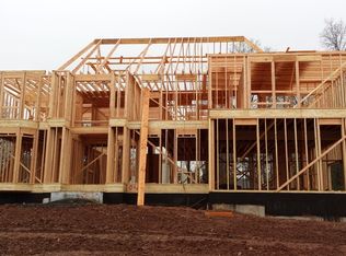 42 Stephenville Pkwy, Edison, NJ 08820