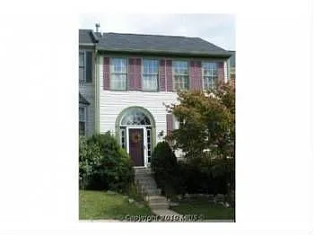5558 Rivendell Pl photo 1