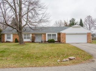 61430 Greentree Dr, South Bend, IN