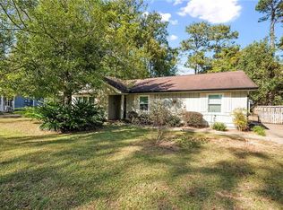 123 Dunbar Loop, Daphne, AL 36526