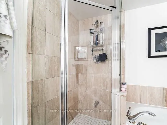 2111 Lake Shore Blvd W #814 — Photo 16