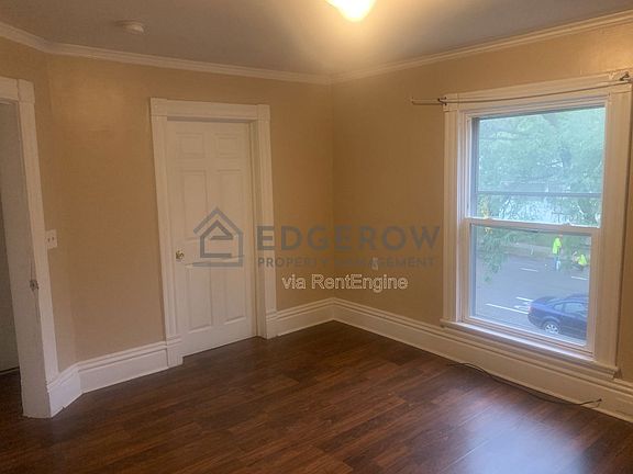 4th image of 1327 Jefferson Ave SE APT 2