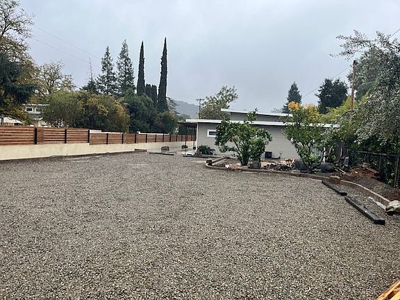 5th image of 342 Cruzero St