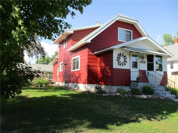 1509 9th Avenue, Bloomer, WI 54724