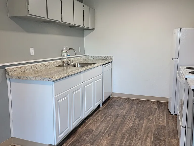 Narrows Ridge Apartments — Photo 14
