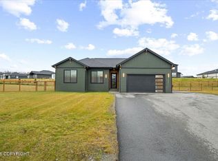 2402 S Sunrise View Cir, Wasilla, AK 99654