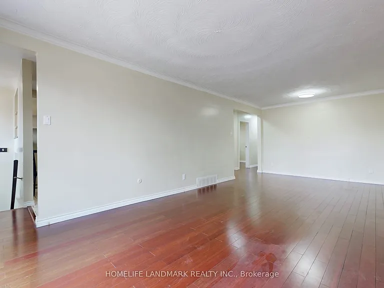 225 Pineway Blvd #UPPER — Photo 6