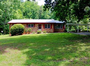 5622 Elmtree Dr, Acworth, GA 30102