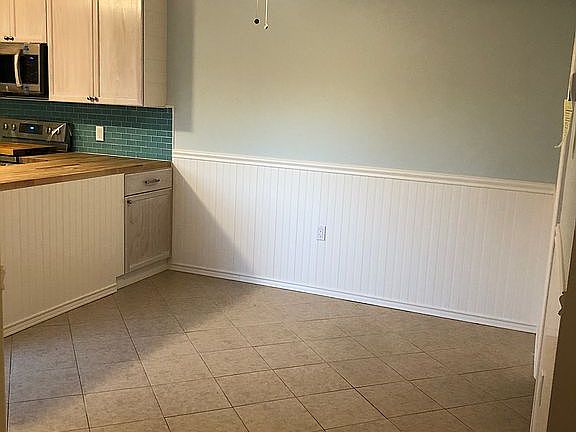 3rd image of 5770 SE Windsong Ln #233