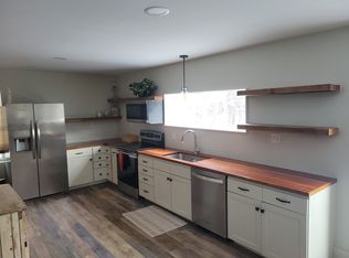 227 Middle Rd #2, Cumberland Center, ME 04021