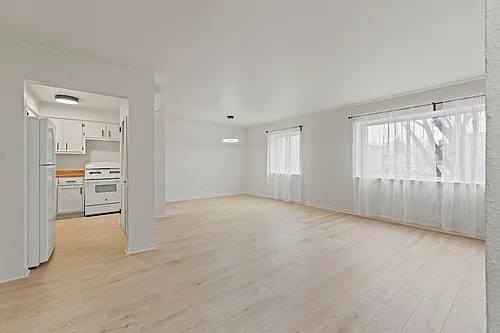 Floor plan 208