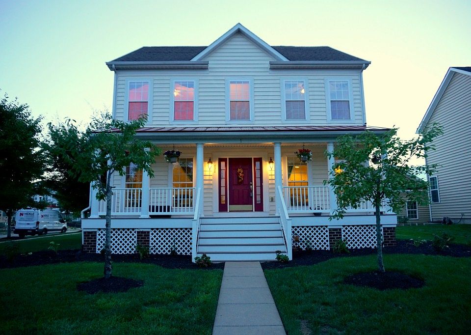 1st image of 408 Leo Ln