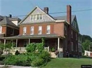 508 Carlisle St, Hanover, PA 17331