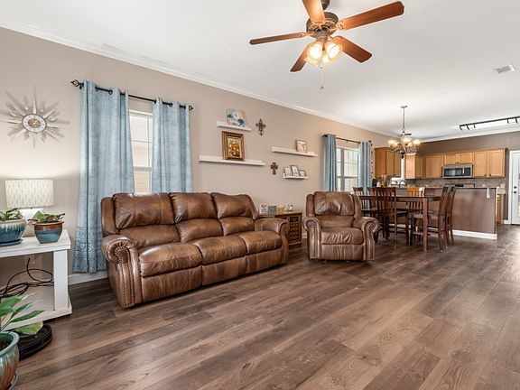 5th image of 4211 Candace Ct