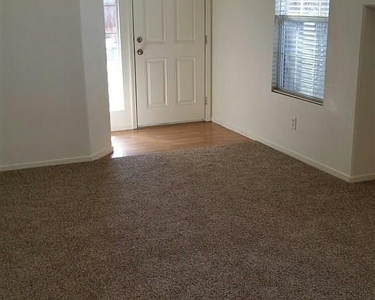 4th image of 5465 Desert Peach Dr